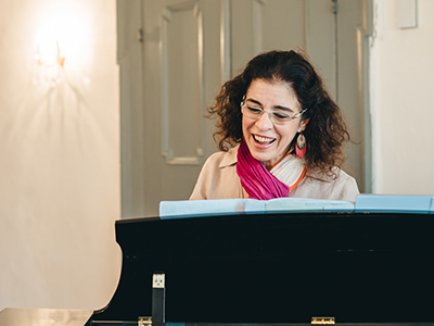 Lilian Zamorano: Chorleiterin Gesangslehrerin